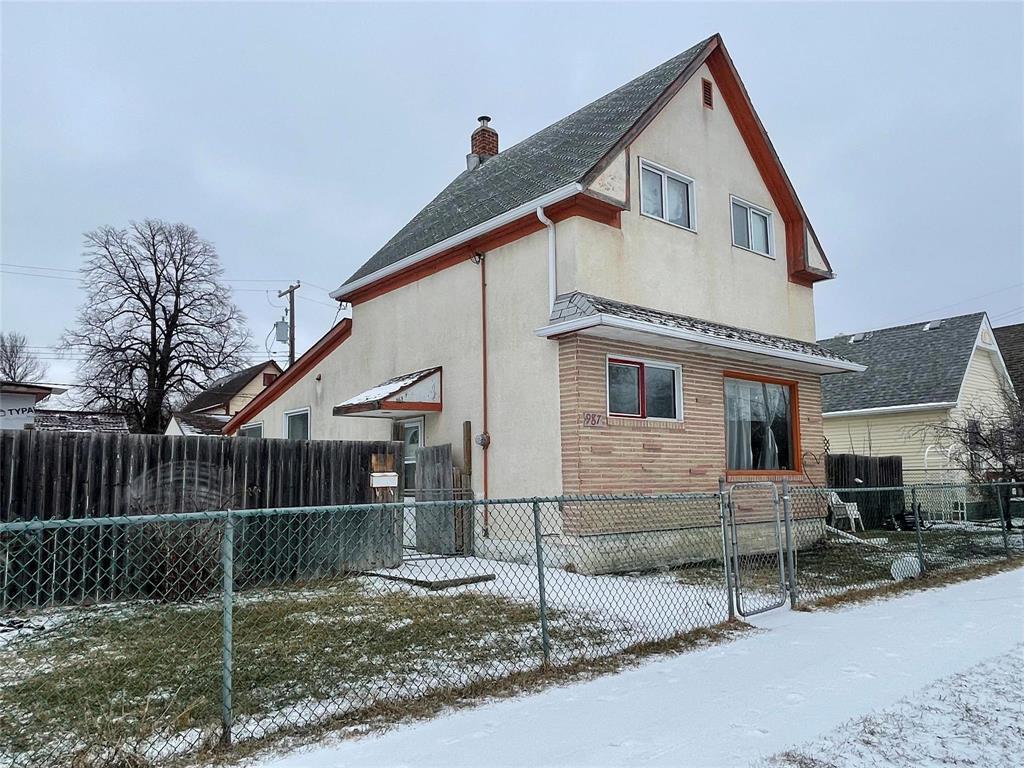 987 Burrows Avenue, Winnipeg, Manitoba