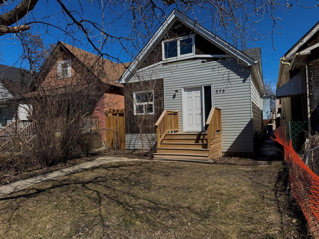 375 Arlington Street, Winnipeg, Manitoba