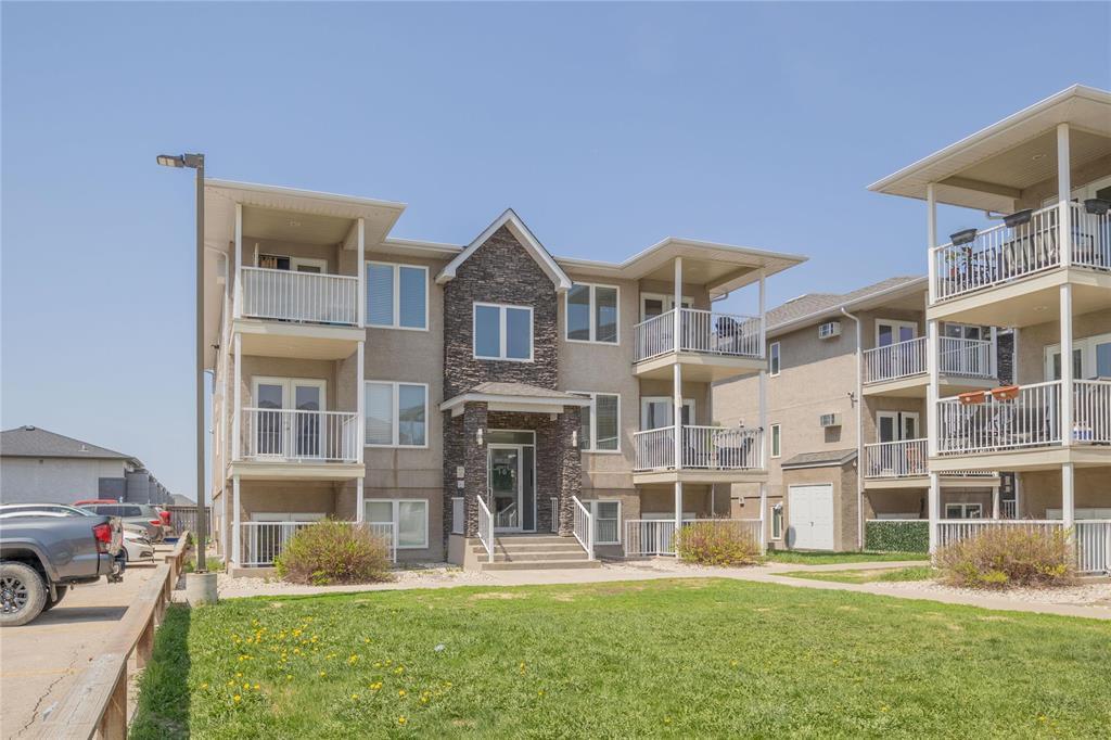 1 37 Willow Street, Mitchell, Manitoba
