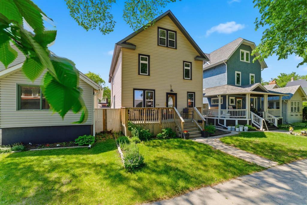 524 Clifton Street, Winnipeg, Manitoba