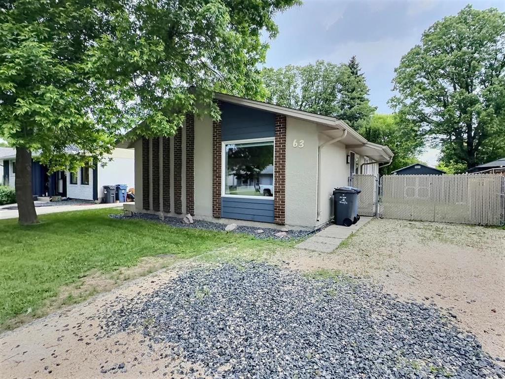 63 Robertson Crescent, Winnipeg, Manitoba