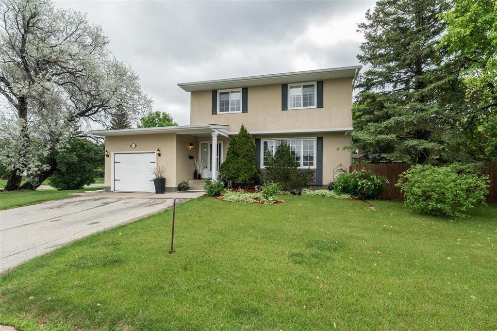 107 Lonsdale Drive, Winnipeg, Manitoba