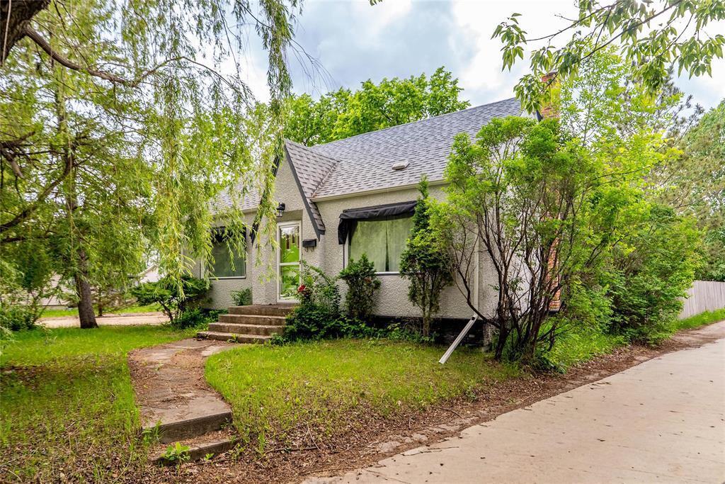 14 Malone Street, Winnipeg, Manitoba
