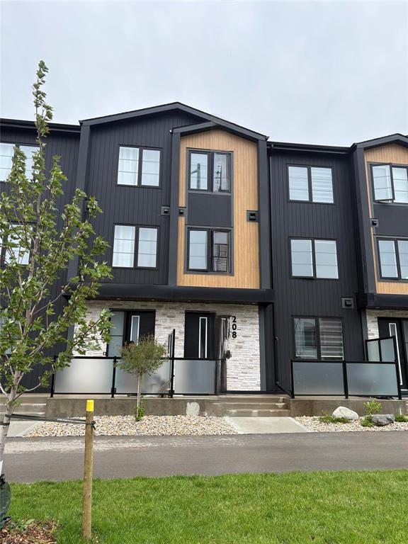 208 290 Frontier Trail, Winnipeg, Manitoba