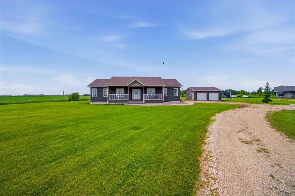 41144 26E Road, Hanover Rm, Manitoba