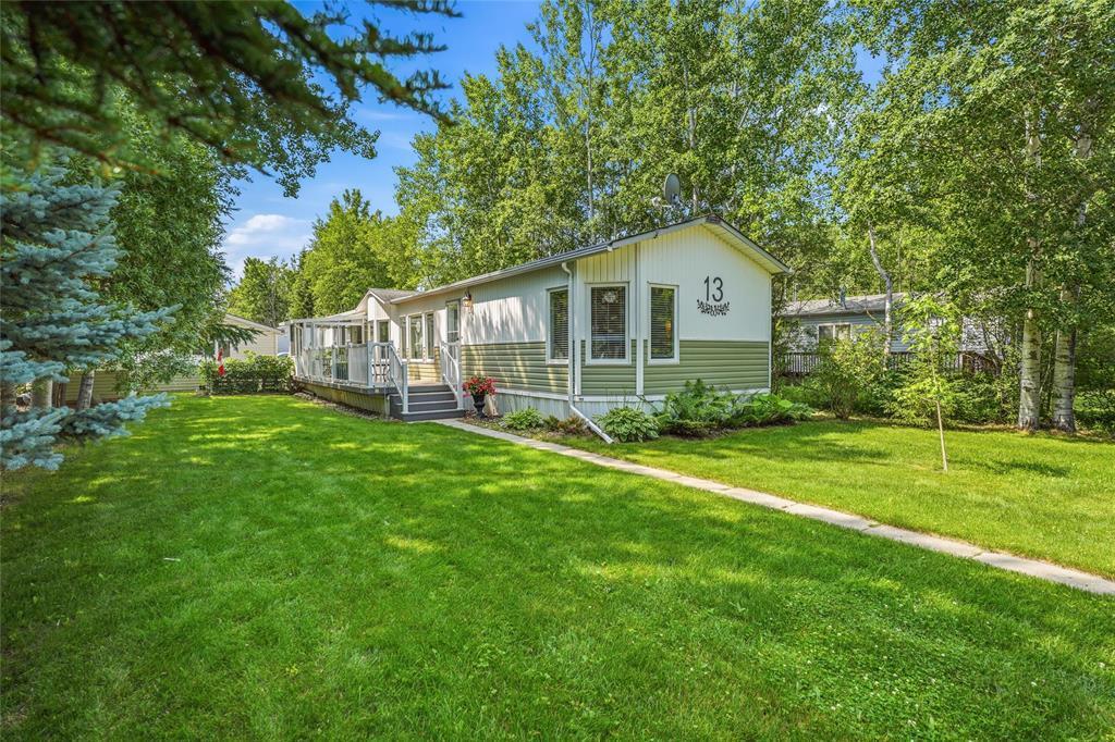 13 Nature Drive, Ste Anne, Manitoba