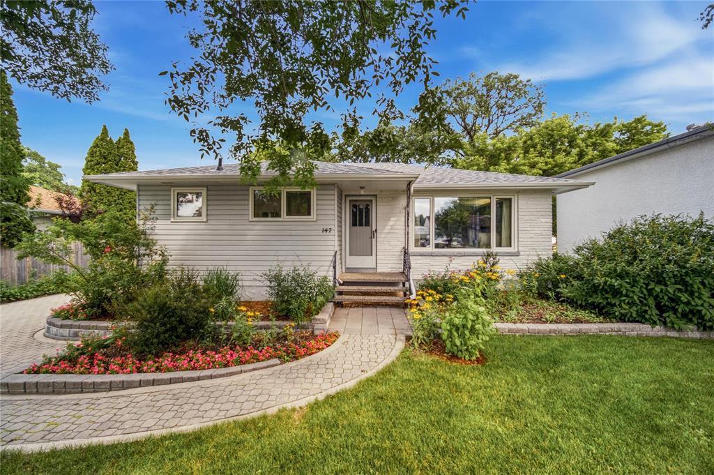 147 Moore Avenue, Winnipeg, Manitoba
