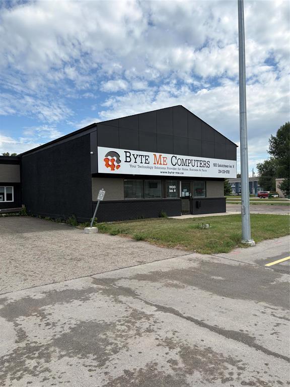 1900 Saskatchewan Avenue W, Portage La Prairie, Manitoba