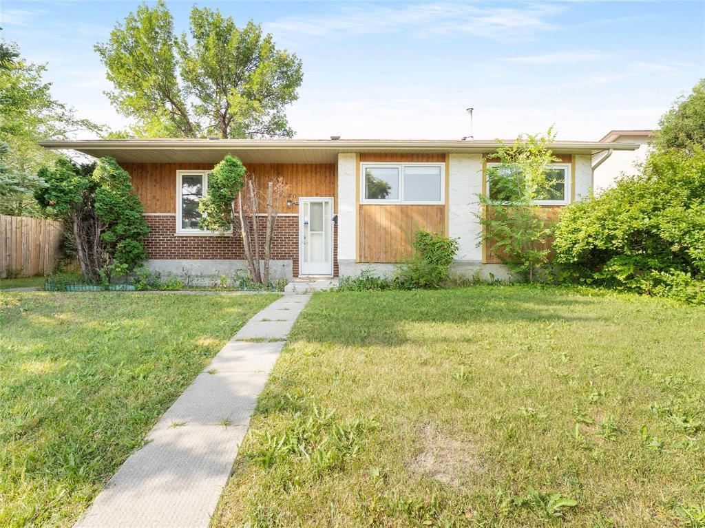 1080 McLeod Avenue, Winnipeg, Manitoba
