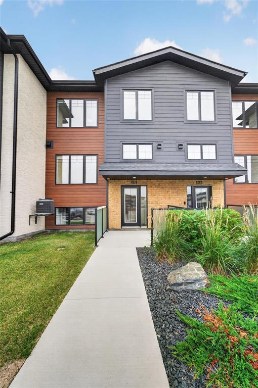 101 50 Morning Star Lane, Winnipeg, Manitoba