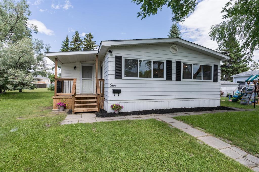 5 Spine Place, Winnipeg, Manitoba