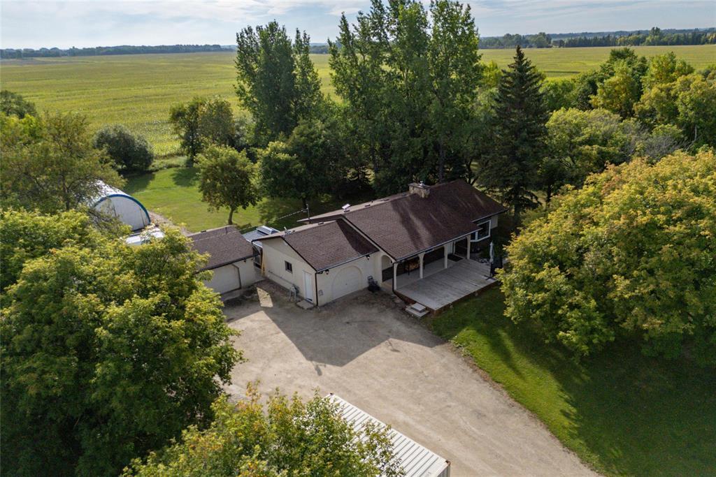 925 MUN 21E Road, Ile Des Chenes, Manitoba