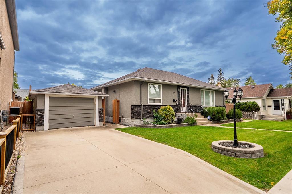 262 Hazel Dell Avenue, Winnipeg, Manitoba