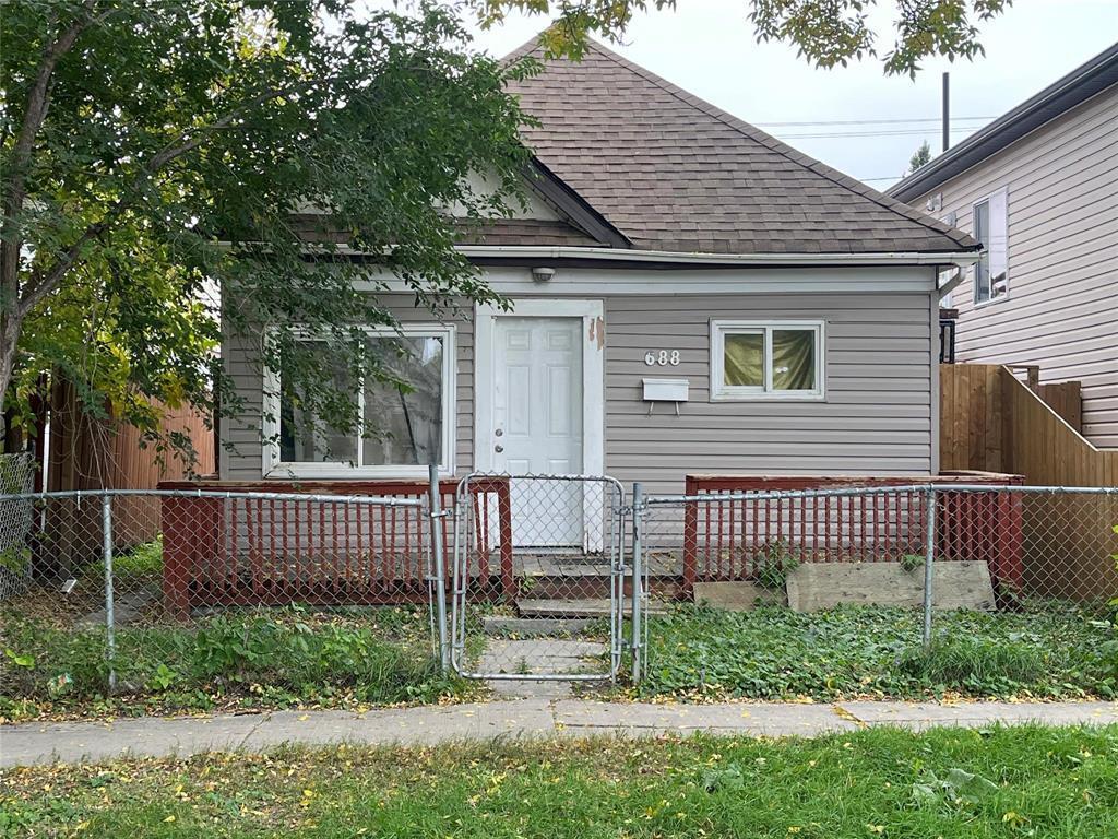 688 Pritchard Avenue, Winnipeg, Manitoba