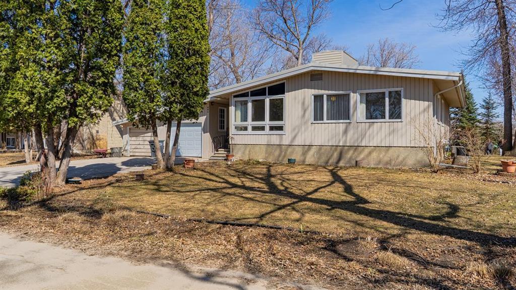 446 Massey Crescent, Portage La Prairie, Manitoba