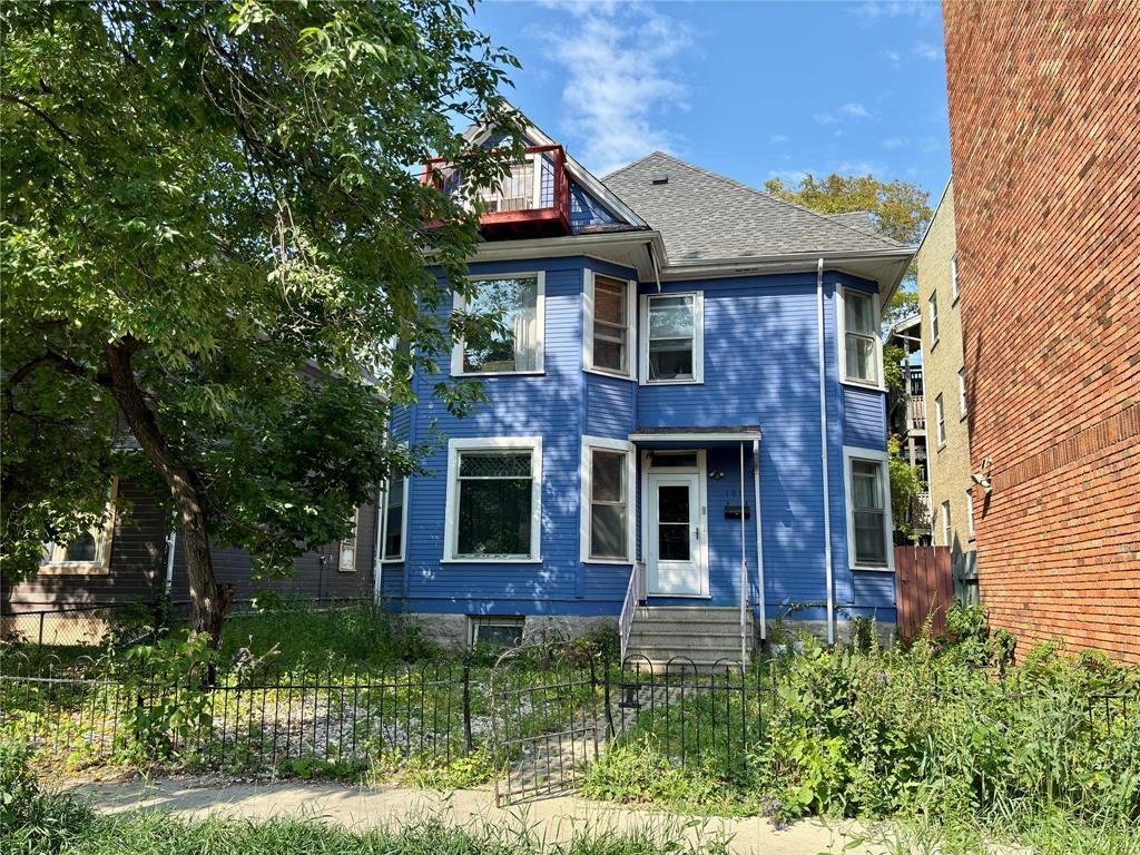 184 Balmoral Street, Winnipeg, Manitoba