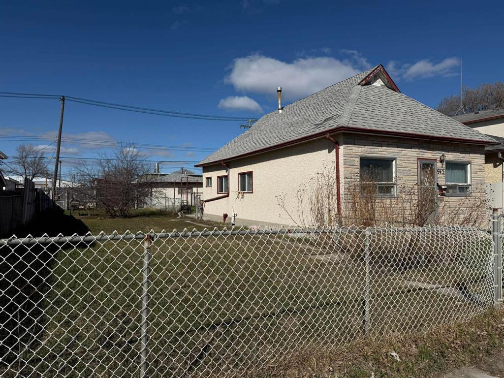 947 William Avenue, Winnipeg, Manitoba