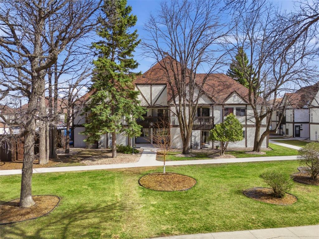 204 115 Swindon Way, Winnipeg, Manitoba
