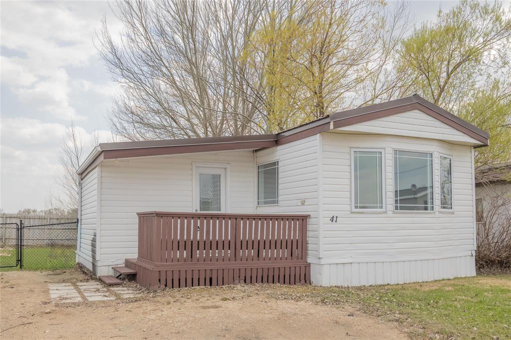 41 Colorado Trailer Court Road, New Bothwell, Manitoba