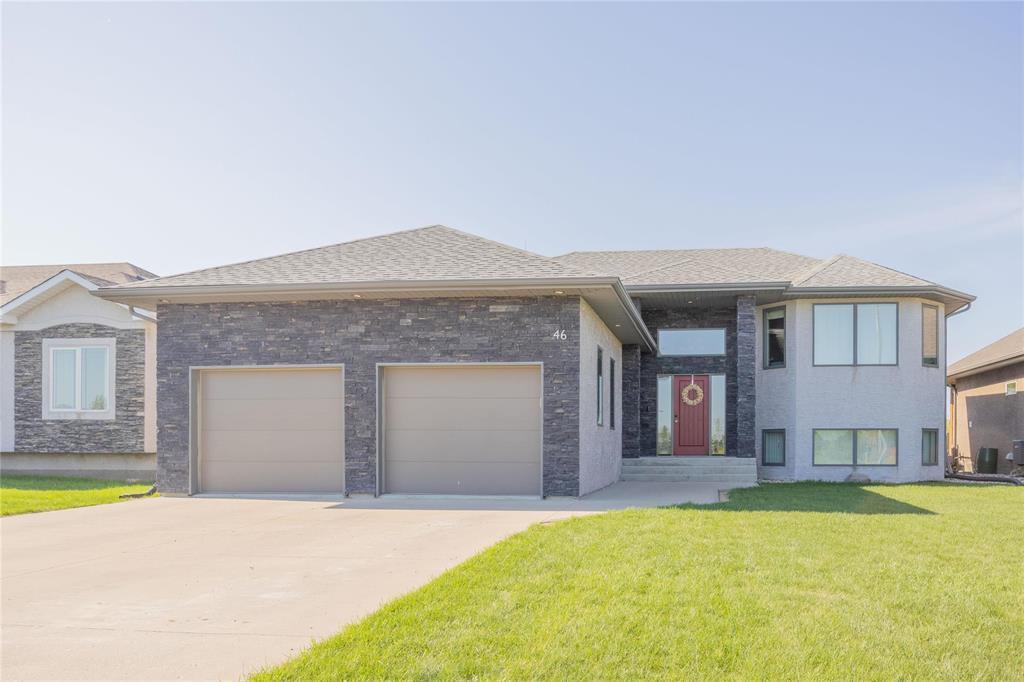 46 Clearwater Avenue, Steinbach, Manitoba