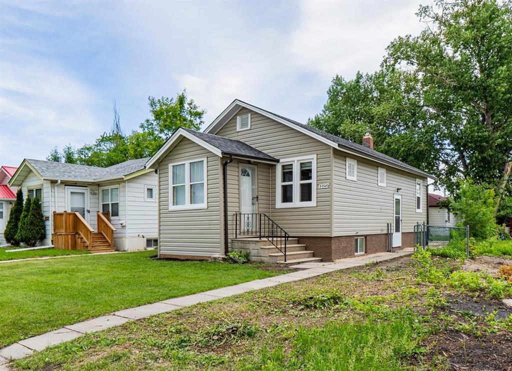 1127 Valour Road, Winnipeg, Manitoba