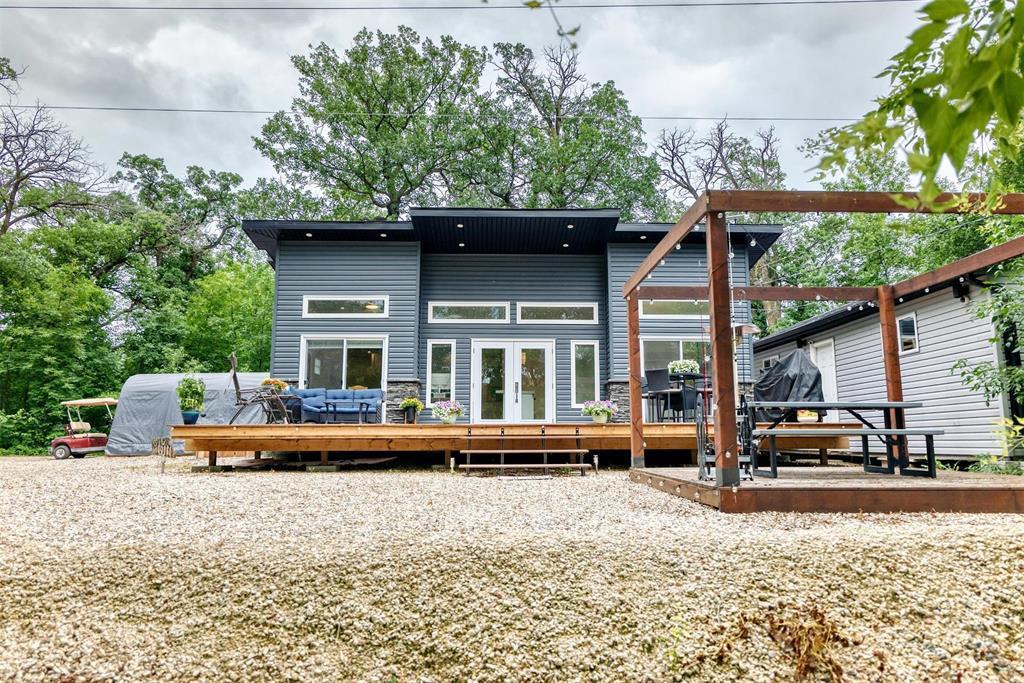 24 North Drive, Westbourne (town), Manitoba