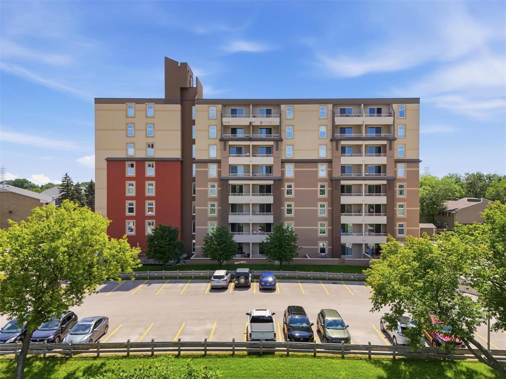 609 180 Beliveau Road, Winnipeg, Manitoba