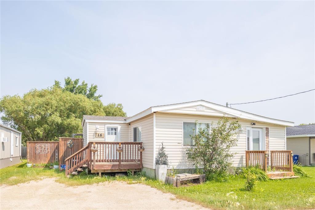 16 Colorado Trailer Court Road, New Bothwell, Manitoba