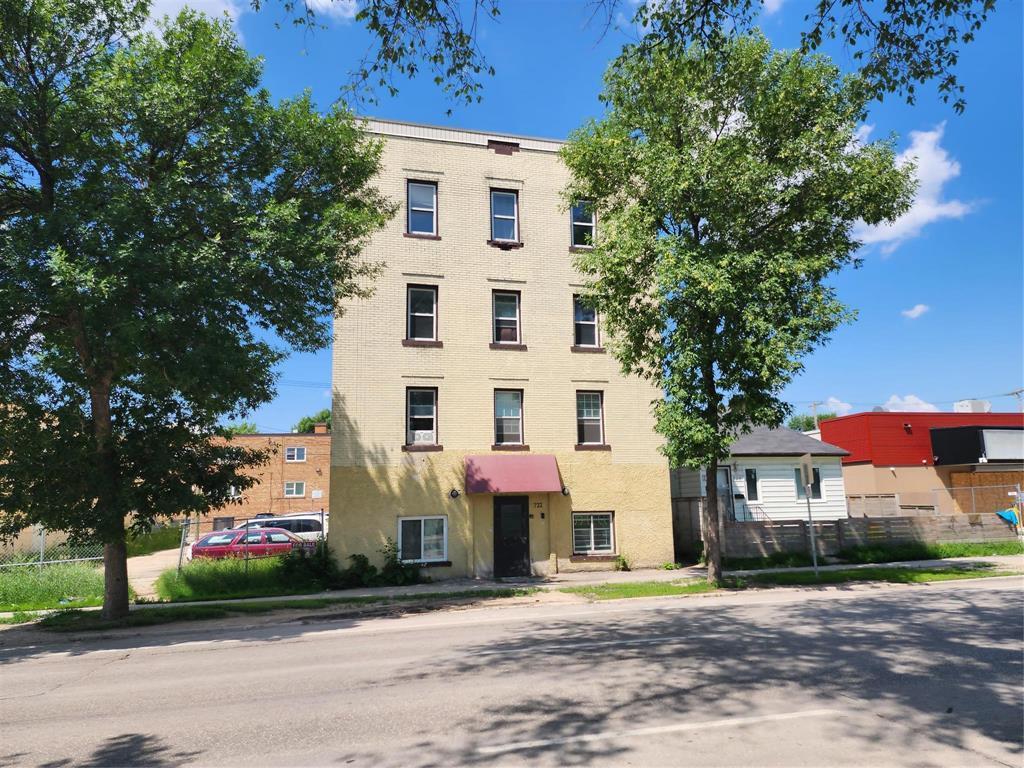2 722 Maryland Street, Winnipeg, Manitoba