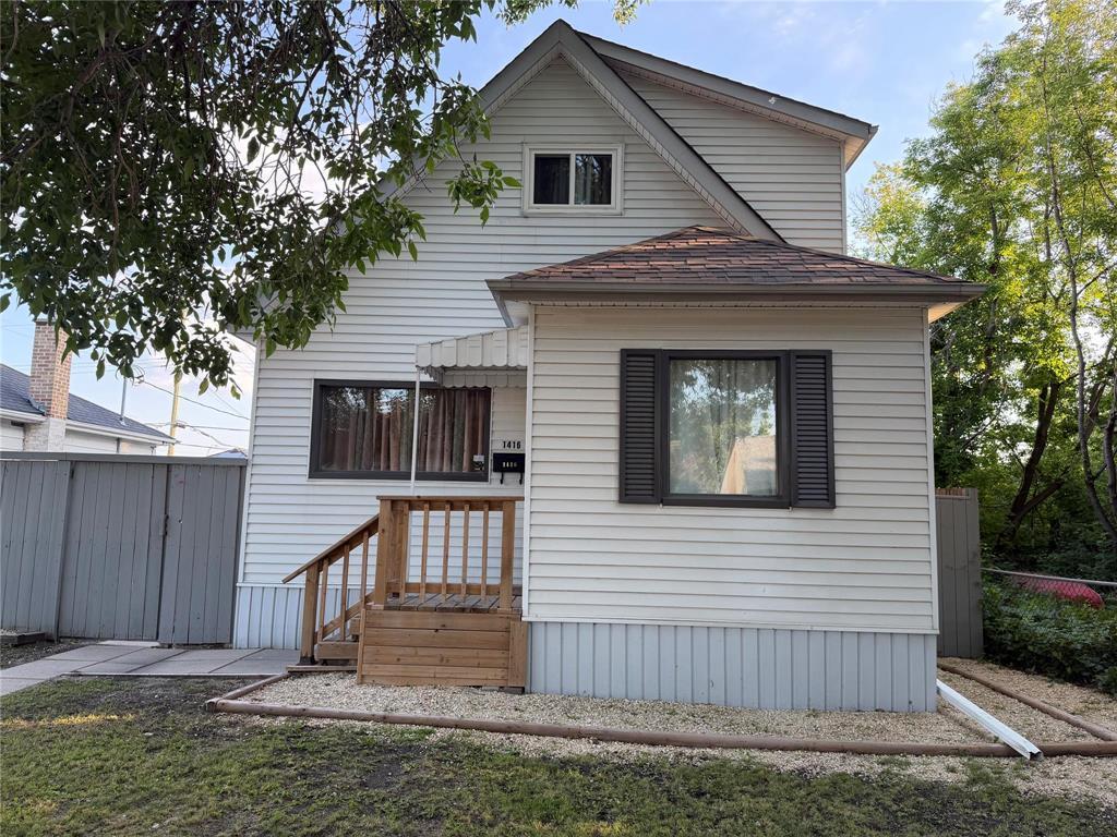 1416 McDermot Avenue W, Winnipeg, Manitoba
