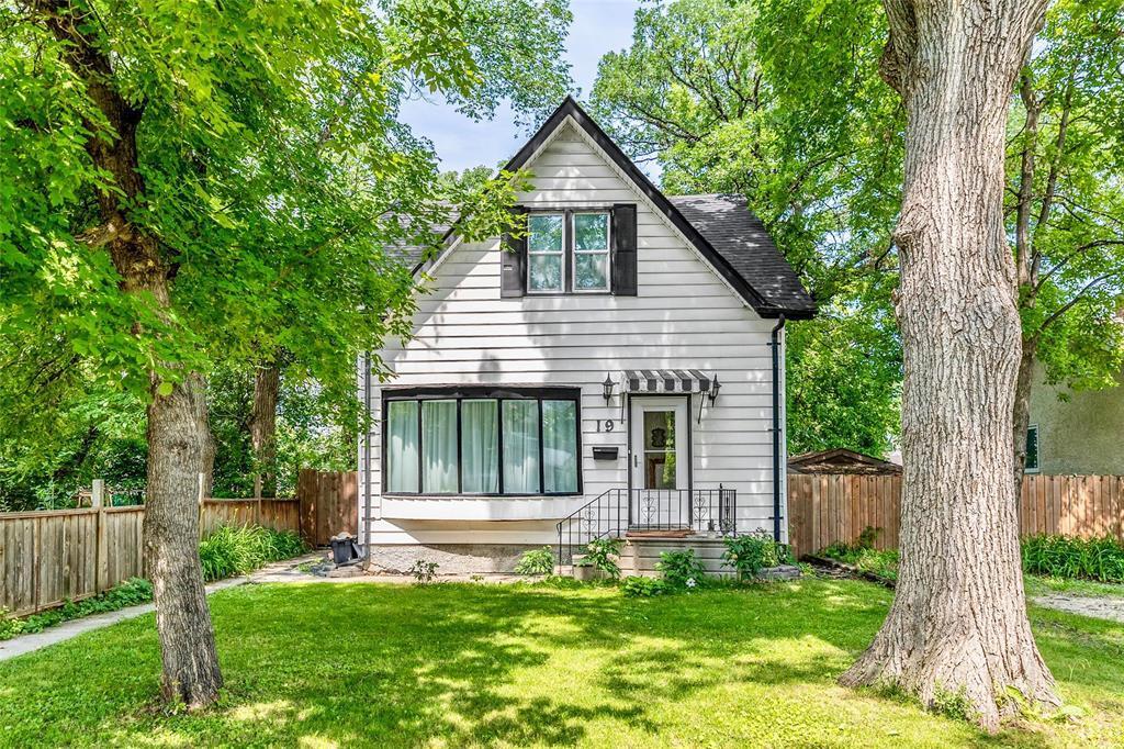 19 Crystal Avenue, Winnipeg, Manitoba