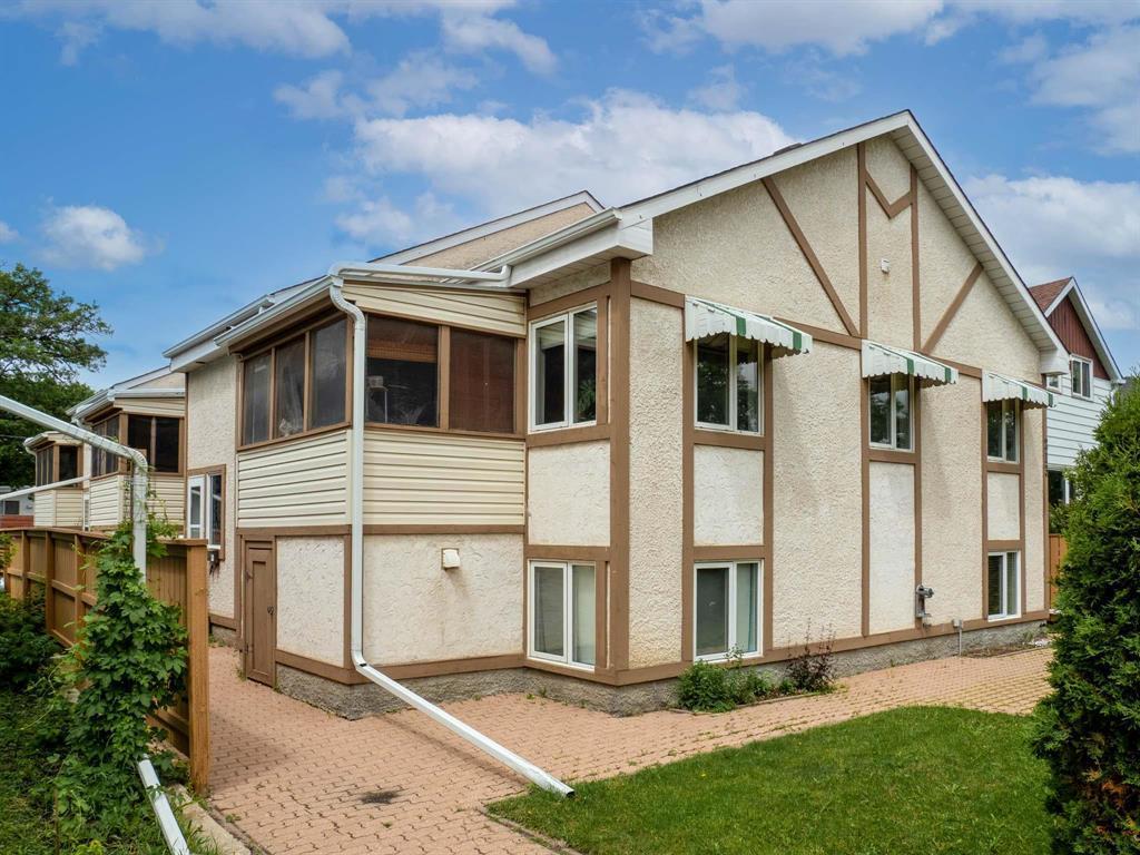 3 213 Des Meurons Street, Winnipeg, Manitoba