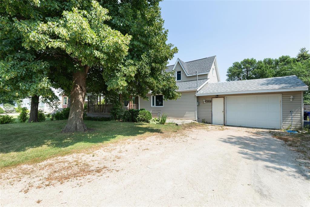 415 1st Street, Morden, Manitoba