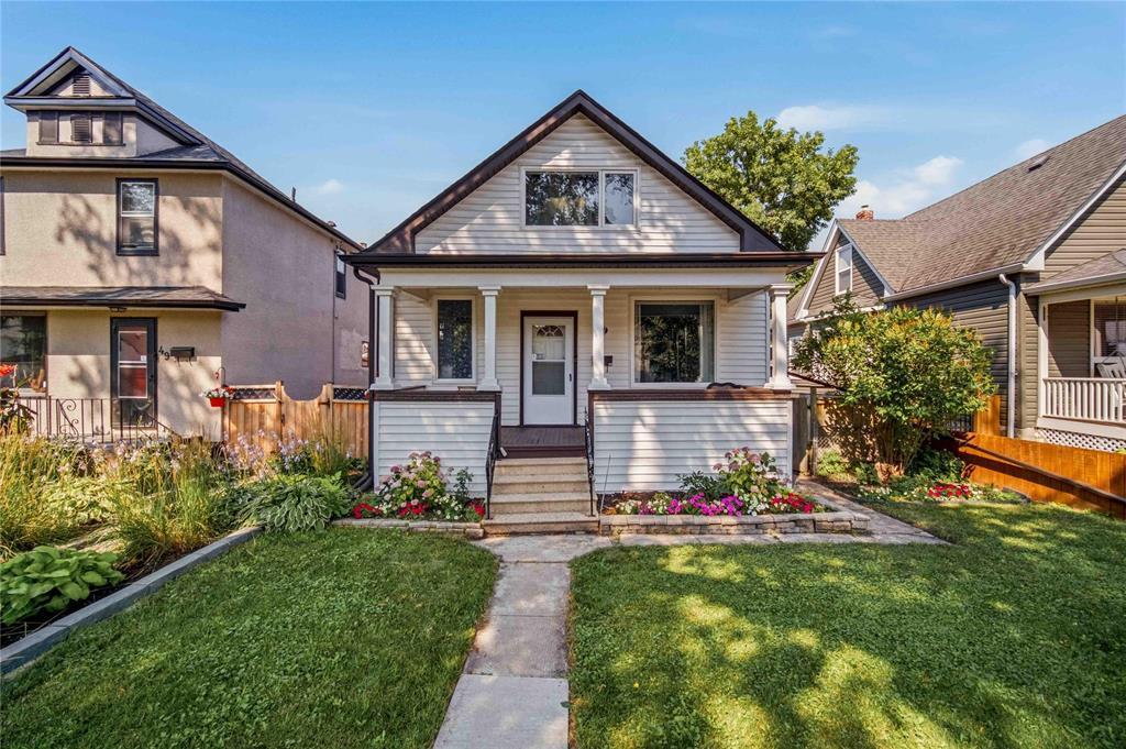 47 Luxton Avenue, Winnipeg, Manitoba