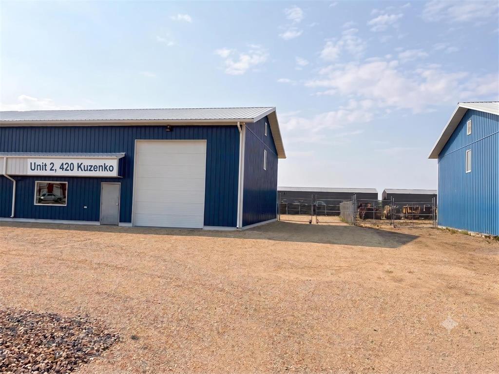 2 420 Kuzenko Street, Niverville, Manitoba