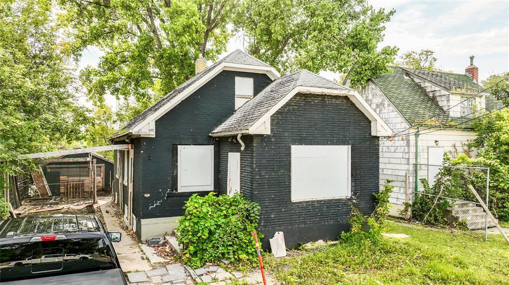 390 Nairn Avenue, Winnipeg, Manitoba