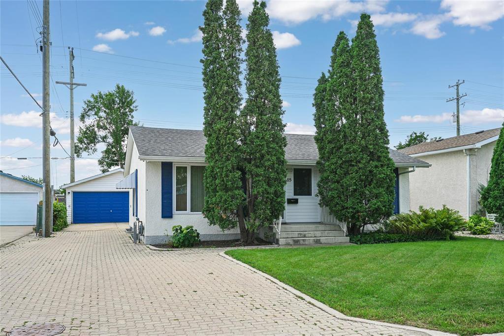 115 Crestwood Crescent, Winnipeg, Manitoba